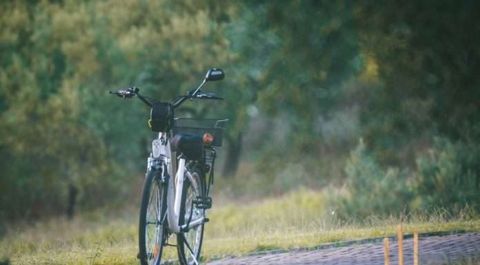 5 Reasons you should have an e-bike in your garage! cycling as the future of transportation