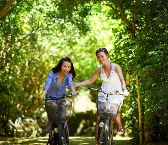 THE CYCLING COMMUNITY: NOT YOUR REGULAR TYPE-