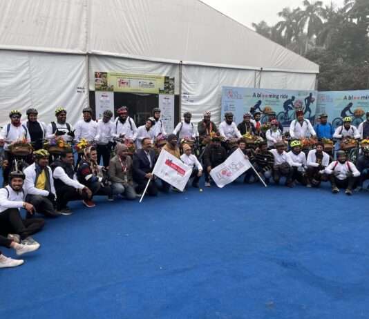 The Blooming Ride – Photographs The blooming ride