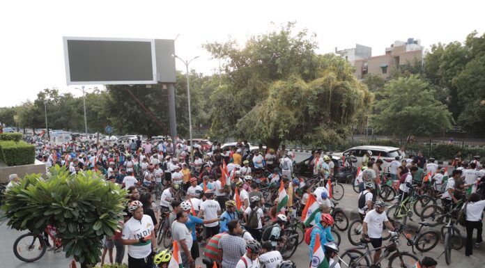 Dwarka Cyclothon 2023- A ride for the nation Dwarka Cyclothon people gathered.